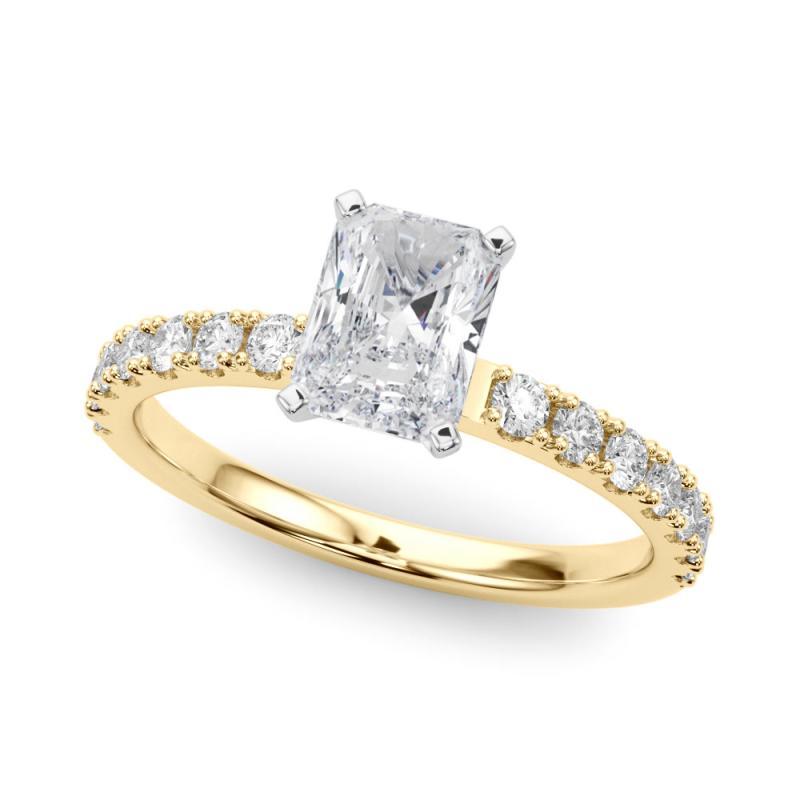Taglio radiant GIA 2,51ct Solitario radiante con mezza eternità in oro giallo 18 carati