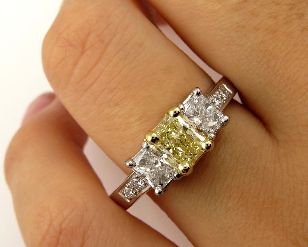 GIA 2.52ct Natural Fancy Yellow Radiant 3-Stone Diamond Engagement Wedding Ring For Sale 6