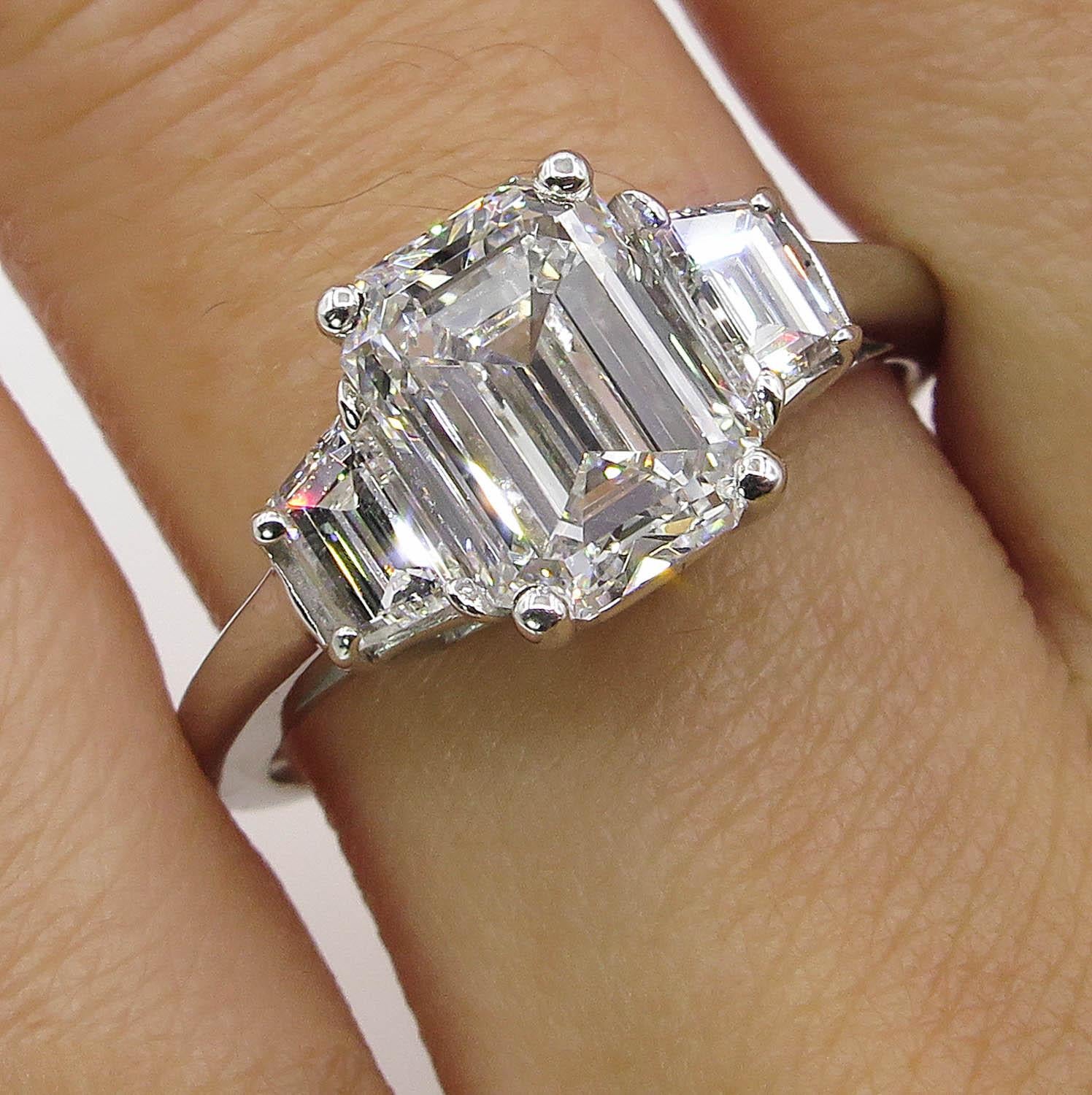 GIA 2.54 Carat Vintage Emerald cut Diamond Engagement Wedding Platinum Ring 6