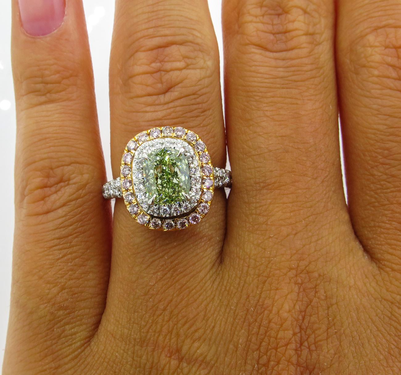 GIA 2.55 Carat Fancy Intense Green Cushion Cut Diamond Engagement Wedding Ring 6