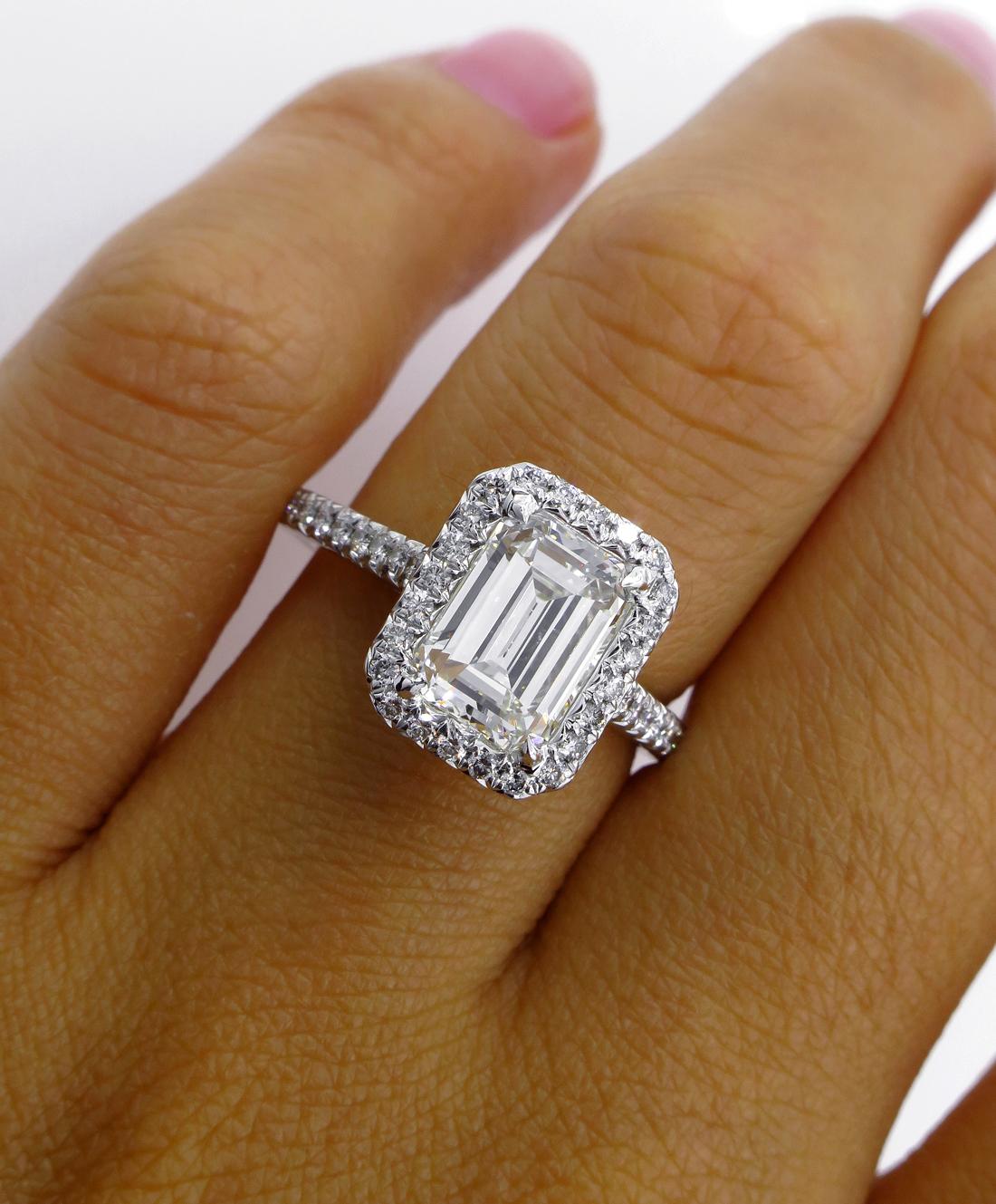 GIA 2.59 Caratt Emerald Cut Diamond Solitaire Engagement White Gold Ring 6