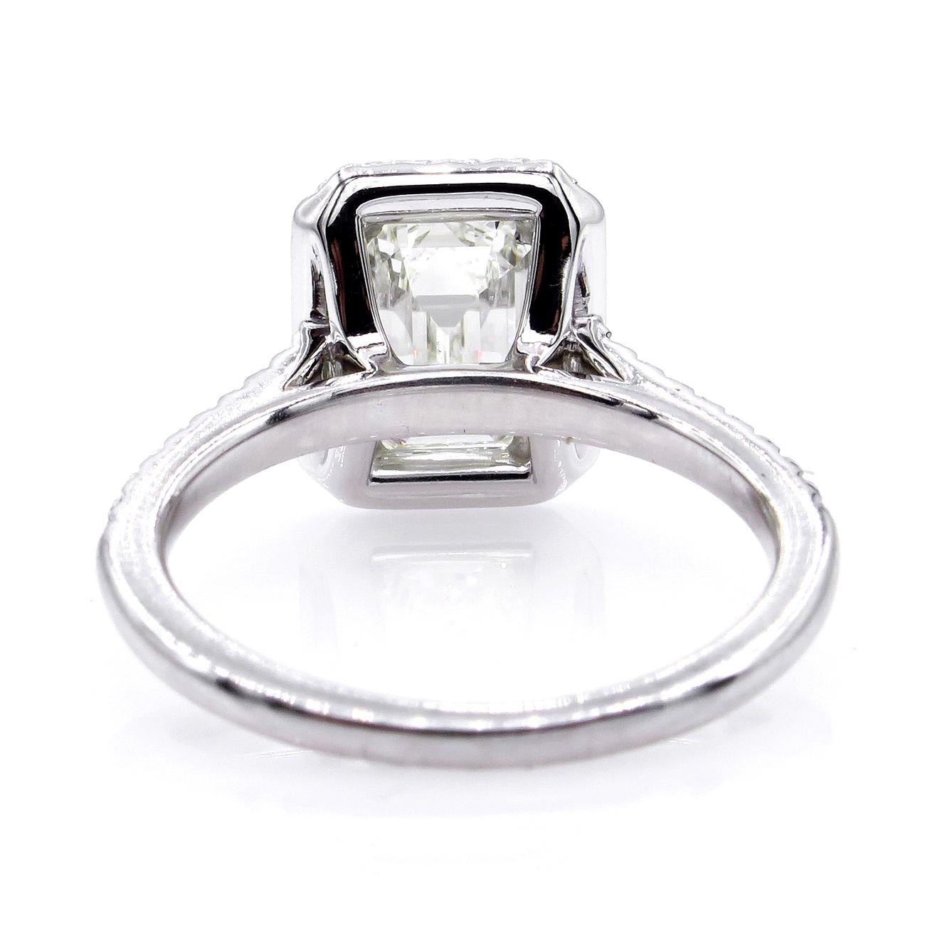 GIA 2.59 Caratt Emerald Cut Diamond Solitaire Engagement White Gold Ring 2