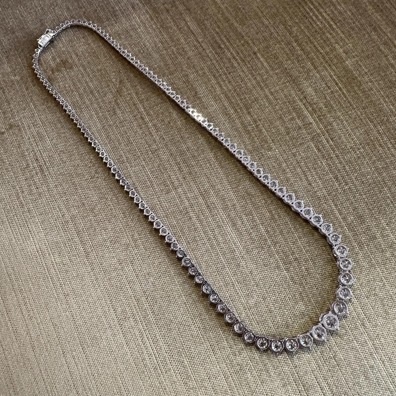 GIA 26,31 Karat abgestufte Diamant-Tennis-Halskette 18k Weißgold 18 Zoll im Angebot 6