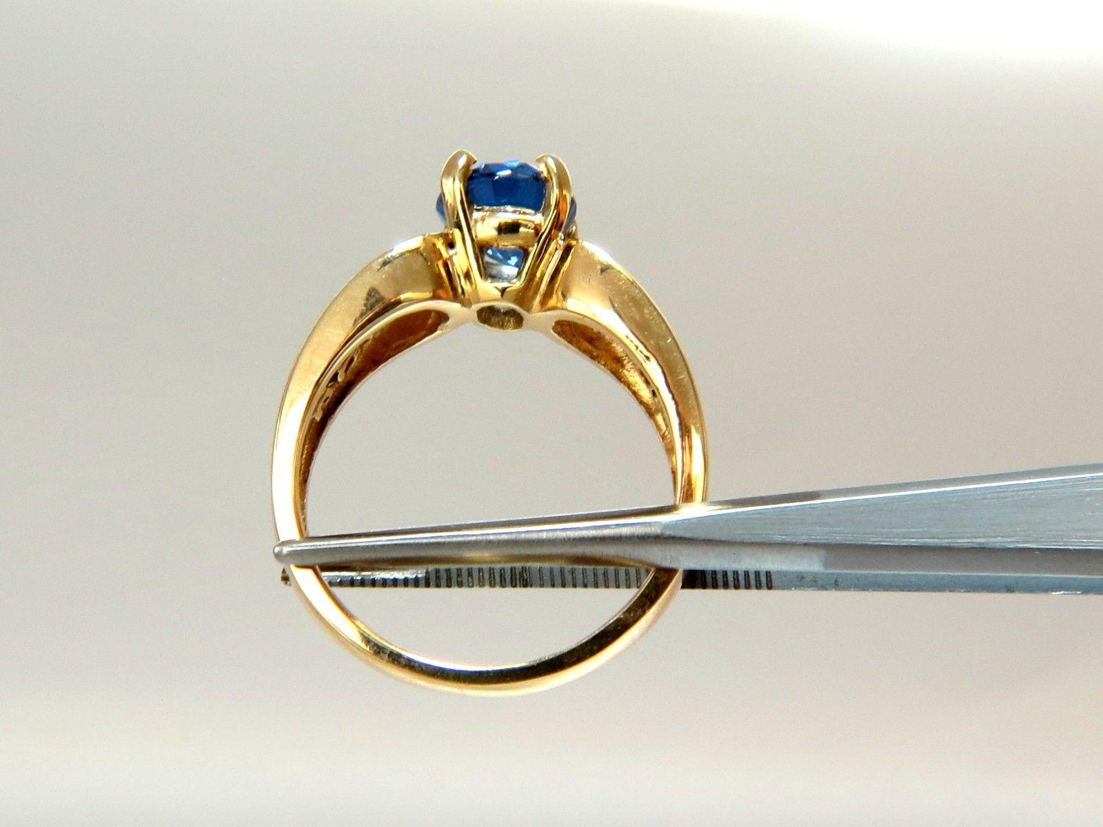 Bague en diamant bleu non chauffé 14 carats et saphir naturel non chauffé de 2,66 carats certifié GIA en vente 2