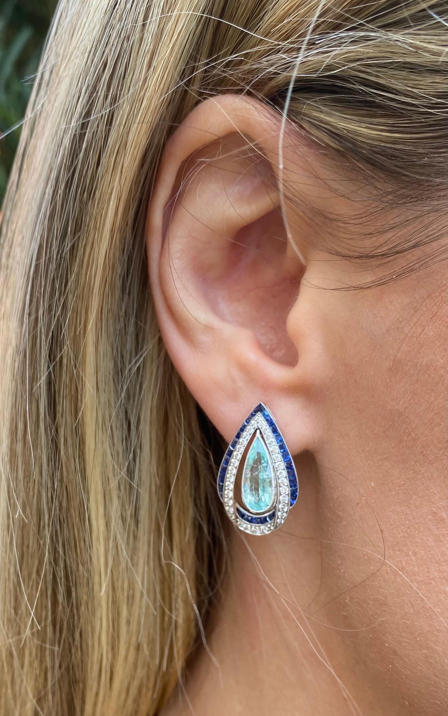 Art déco Boucles d'oreilles en tourmaline Paraiba poire de 2,70 carats et diamants de 3,80 carats, certifiés GIA en vente