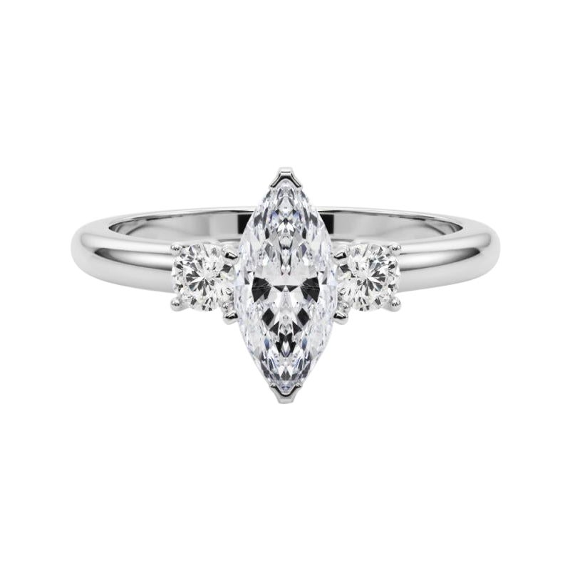 GIA 2.70ct Marquise 3-Stone Passé, Présent et Futur  Bague en diamant en vente