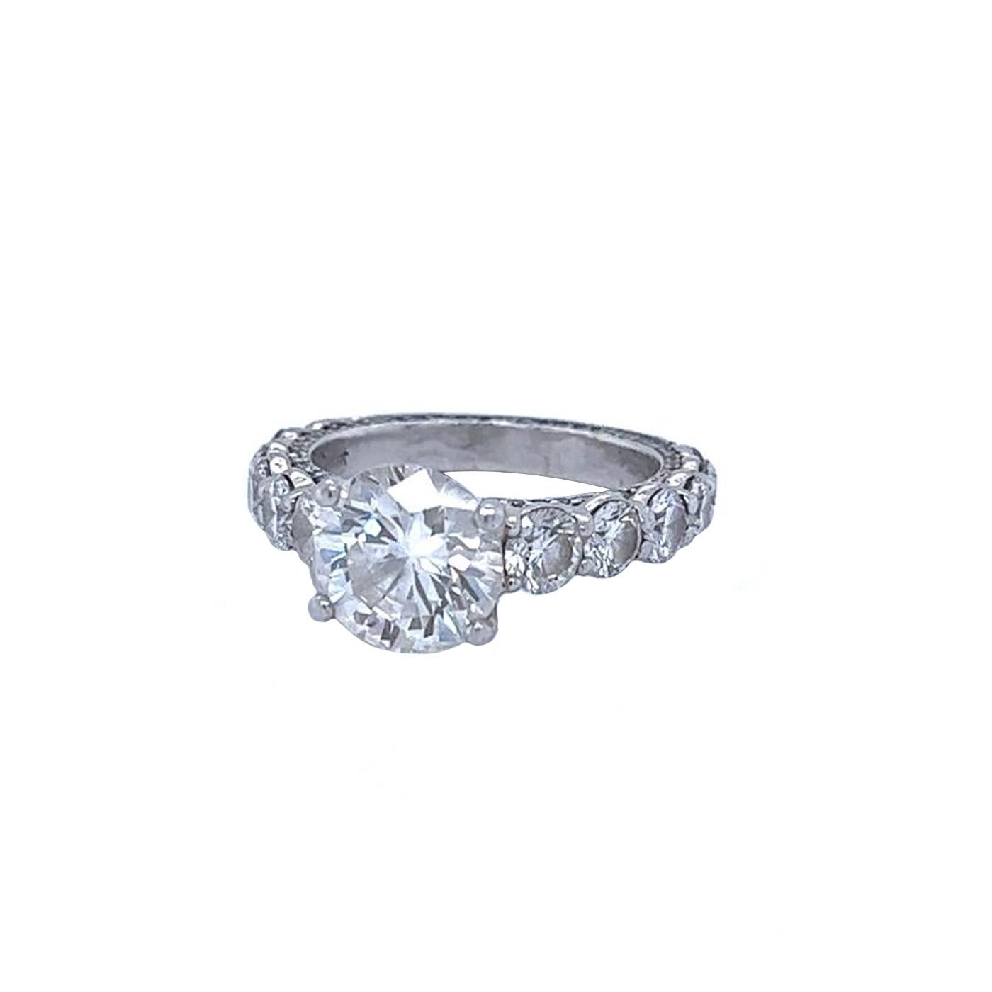 GIA 2.70ct Round Cut VS2 Clarity K Color Platinum Eternity Natural Diamond Ring (bague d'éternité en platine avec diamant naturel) Bon état - En vente à Aventura, FL