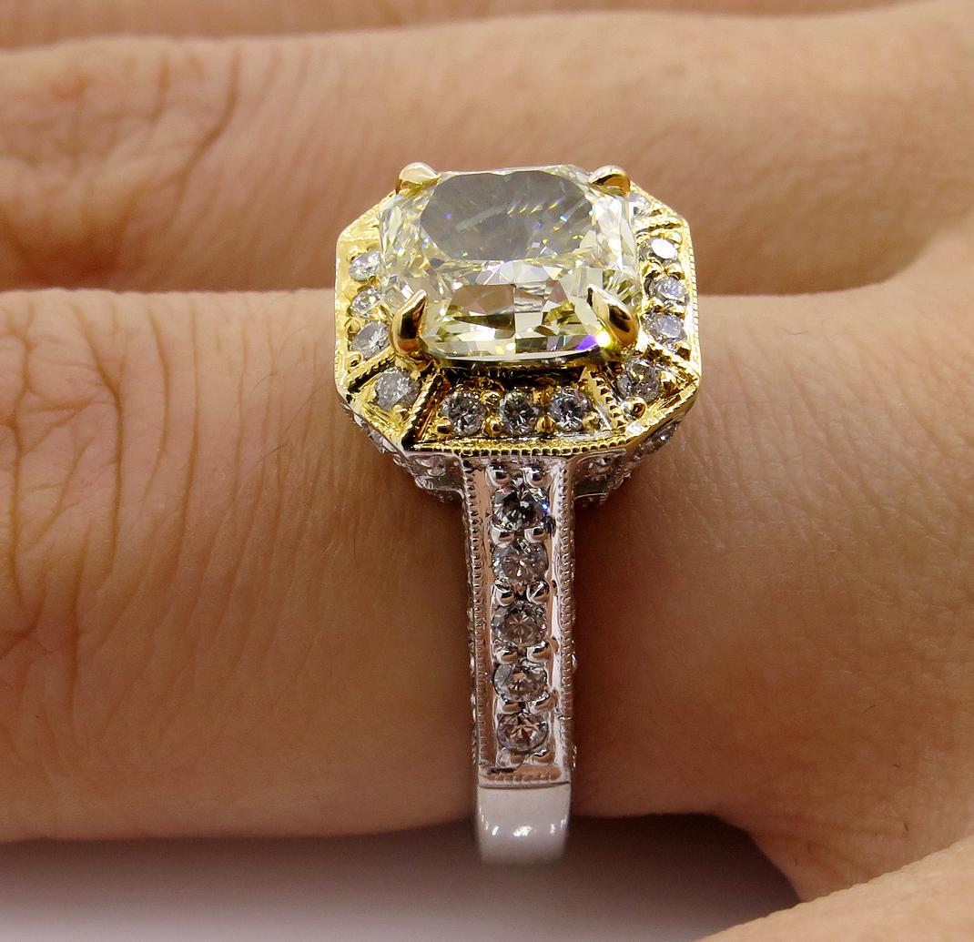 GIA 2.74 Carat Natural Fancy Yellow Radiant Diamond Engagement Wedding Ring For Sale 6