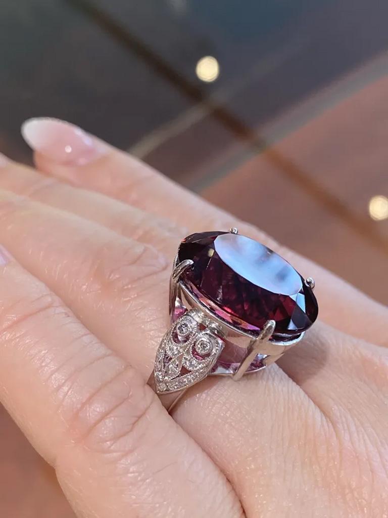 GIA 27.58 Carat Oval Rubellite Cocktail Ring with Diamonds in Platinum For Sale 4
