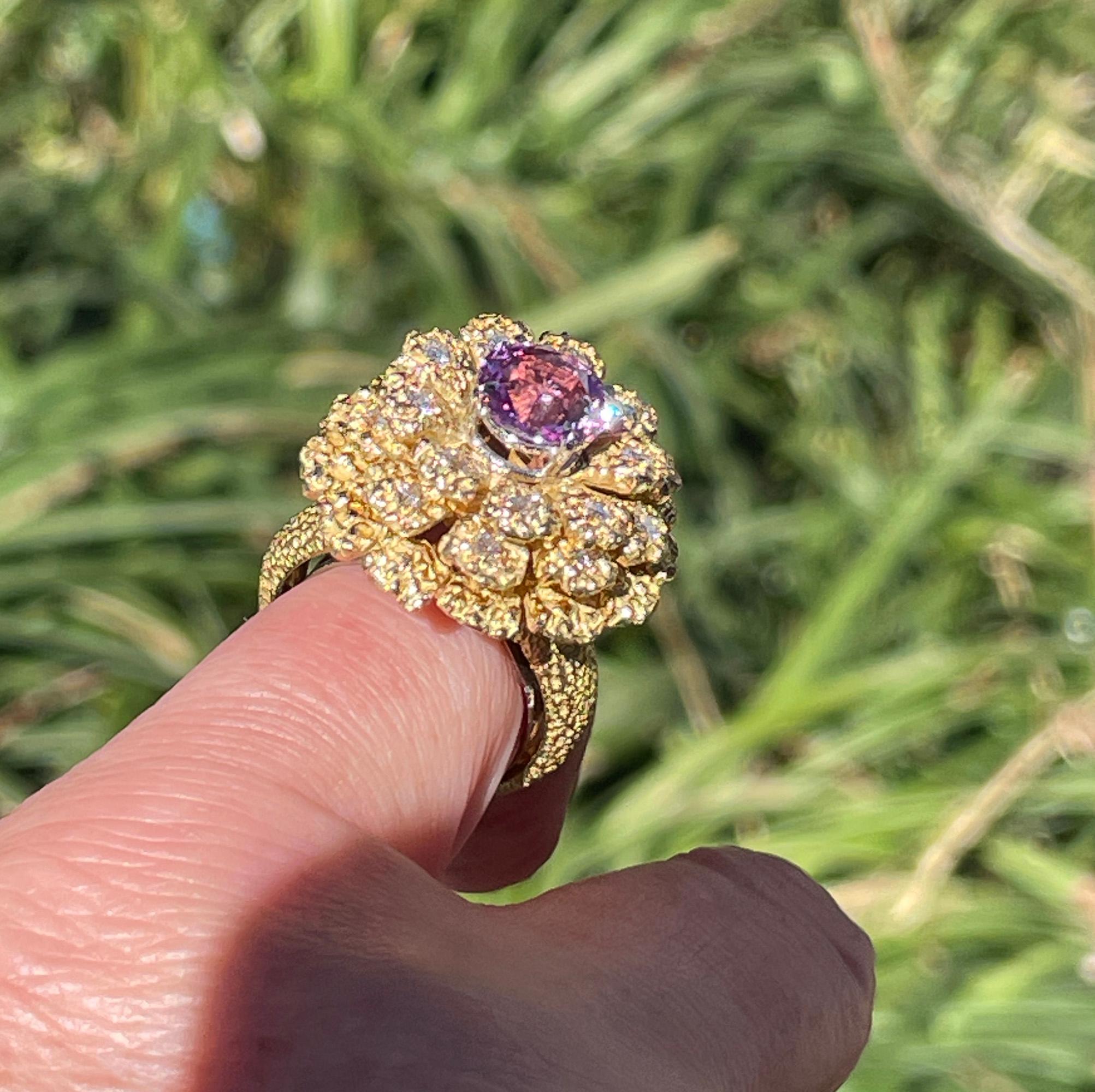 GIA 2.75ctw No-Heat Pink Sapphire Diamond 18K Gold Vintage Flower Cocktail Ring For Sale 7