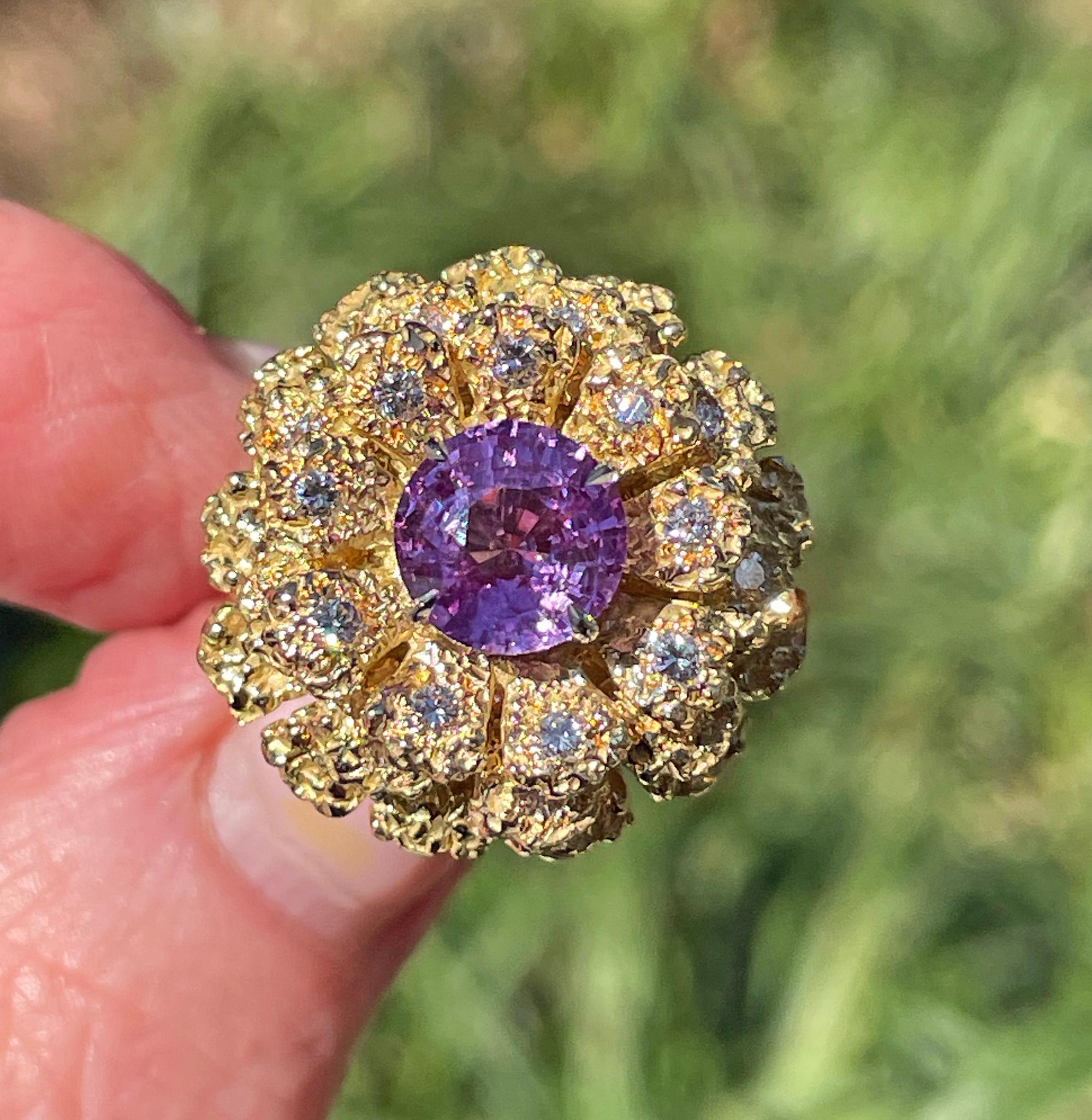 GIA 2.75ctw No-Heat Pink Sapphire Diamond 18K Gold Vintage Flower Cocktail Ring For Sale 11