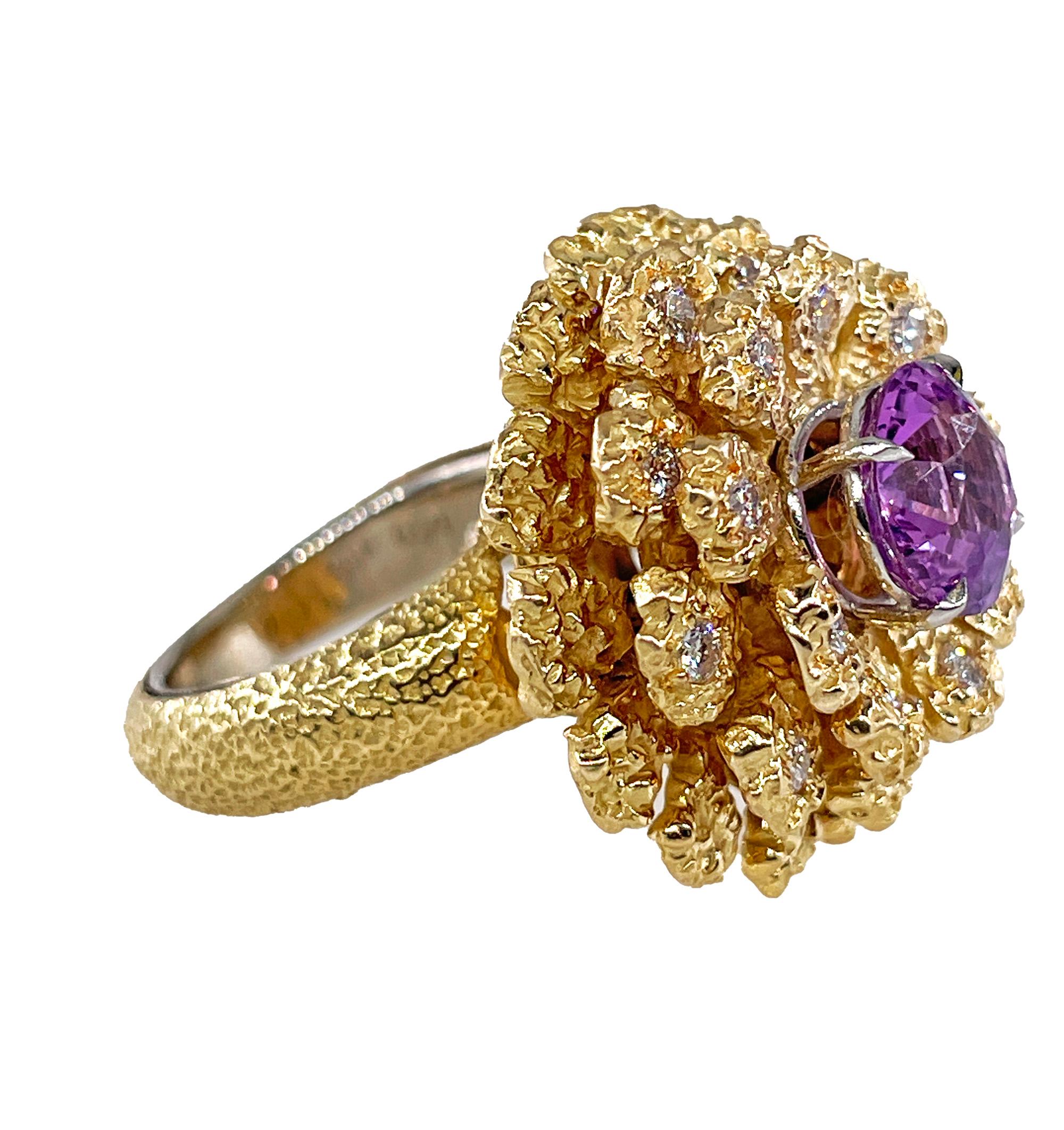 Women's GIA 2.75ctw No-Heat Pink Sapphire Diamond 18K Gold Vintage Flower Cocktail Ring For Sale