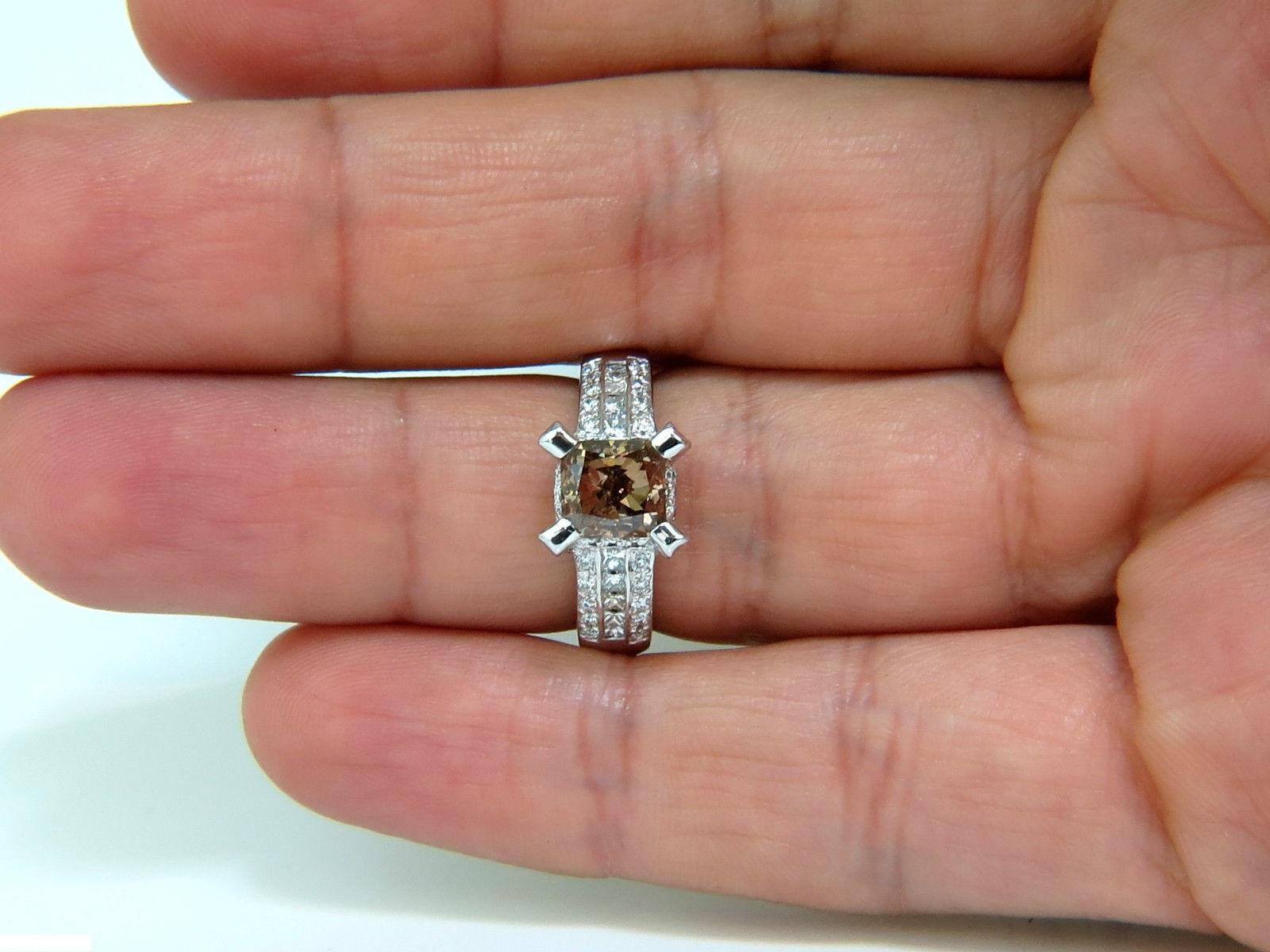 GIA Anillo de diamantes de 2,76 quilates naturales de color marrón anaranjado fantasía G/VS 14 quilates en venta 6