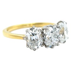 GIA 2.80 Total Carats Weight Diamond 18 Yellow Gold Platinum Three Stone Ring