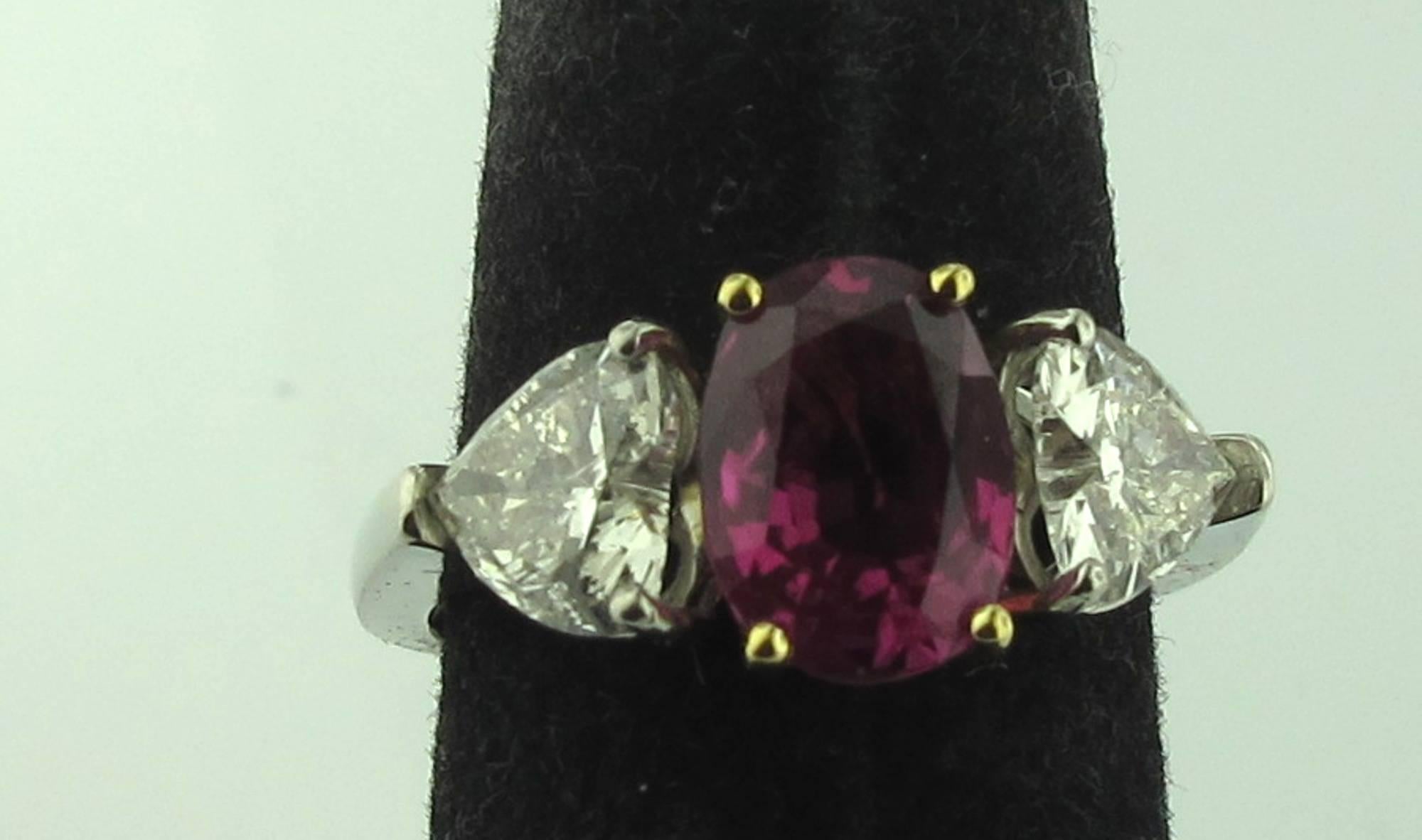 GIA 2.81ct Oval unheated BURMA Ruby and Heart Shaped Diamond ring in Platinum  In New Condition In Palm Desert, CA