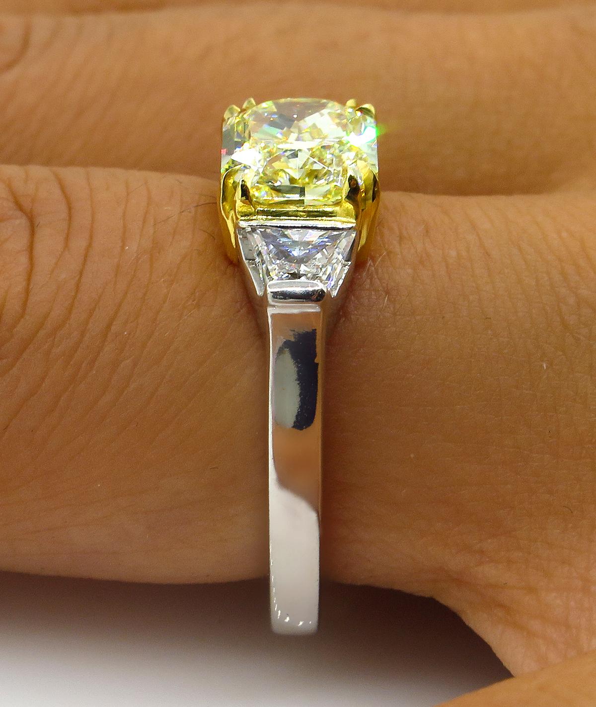 GIA 2.83 Carat Natural Fancy Yellow Radiant 3-Stone Diamond Platinum Ring 4