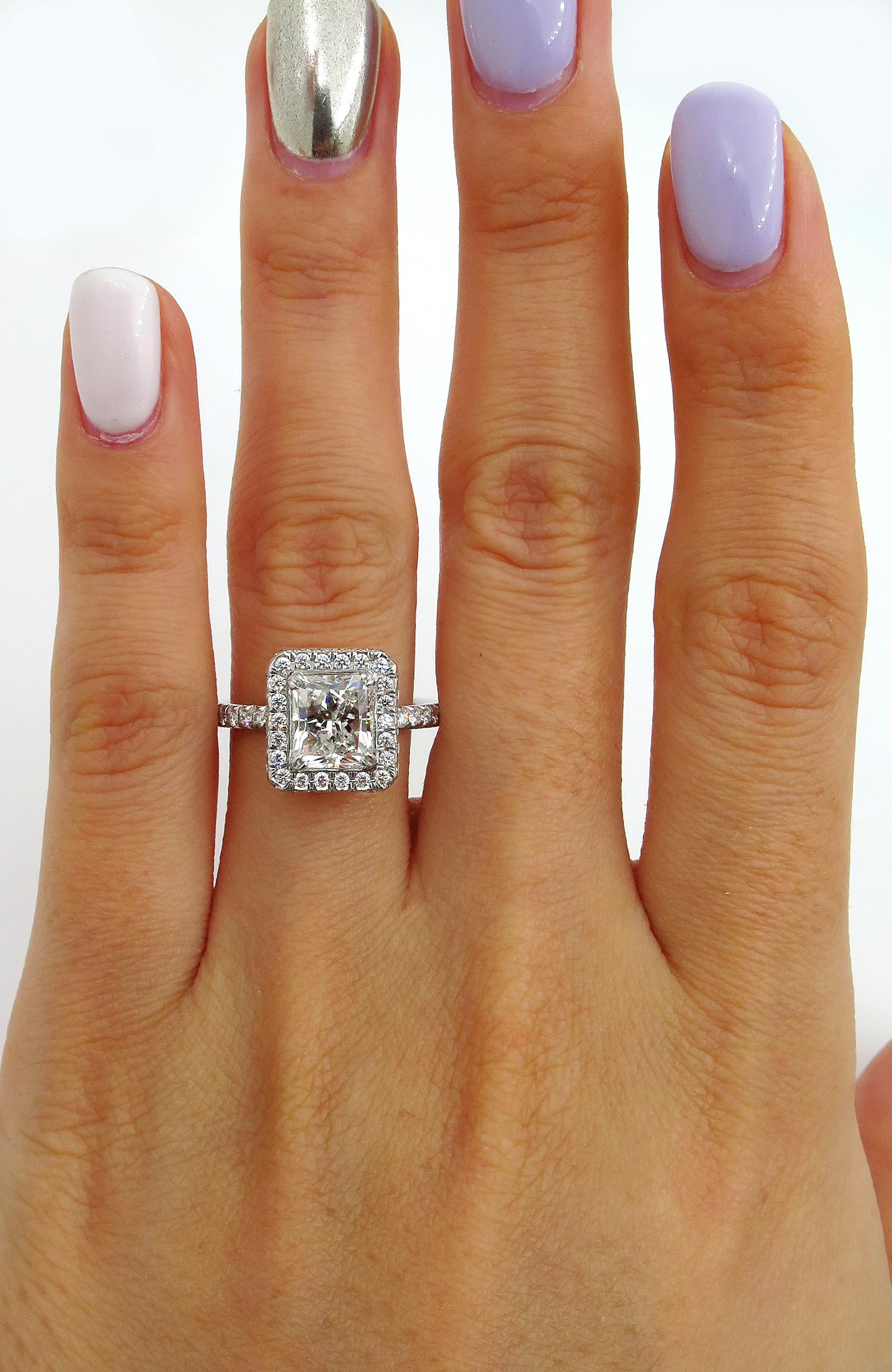 GIA 2.84 Carat Vintage Radiant Cut Diamond Engagement Wedding Platinum Ring 6
