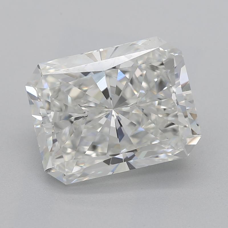 Dieser atemberaubende, in New York handgefertigte Diamantring besticht durch sein bezauberndes Design, das meisterhaft in Weißgold gearbeitet ist. Sein Herzstück ist ein prächtiger, strahlender Diamant mit einem Gewicht von 2,85, bewertet mit H und