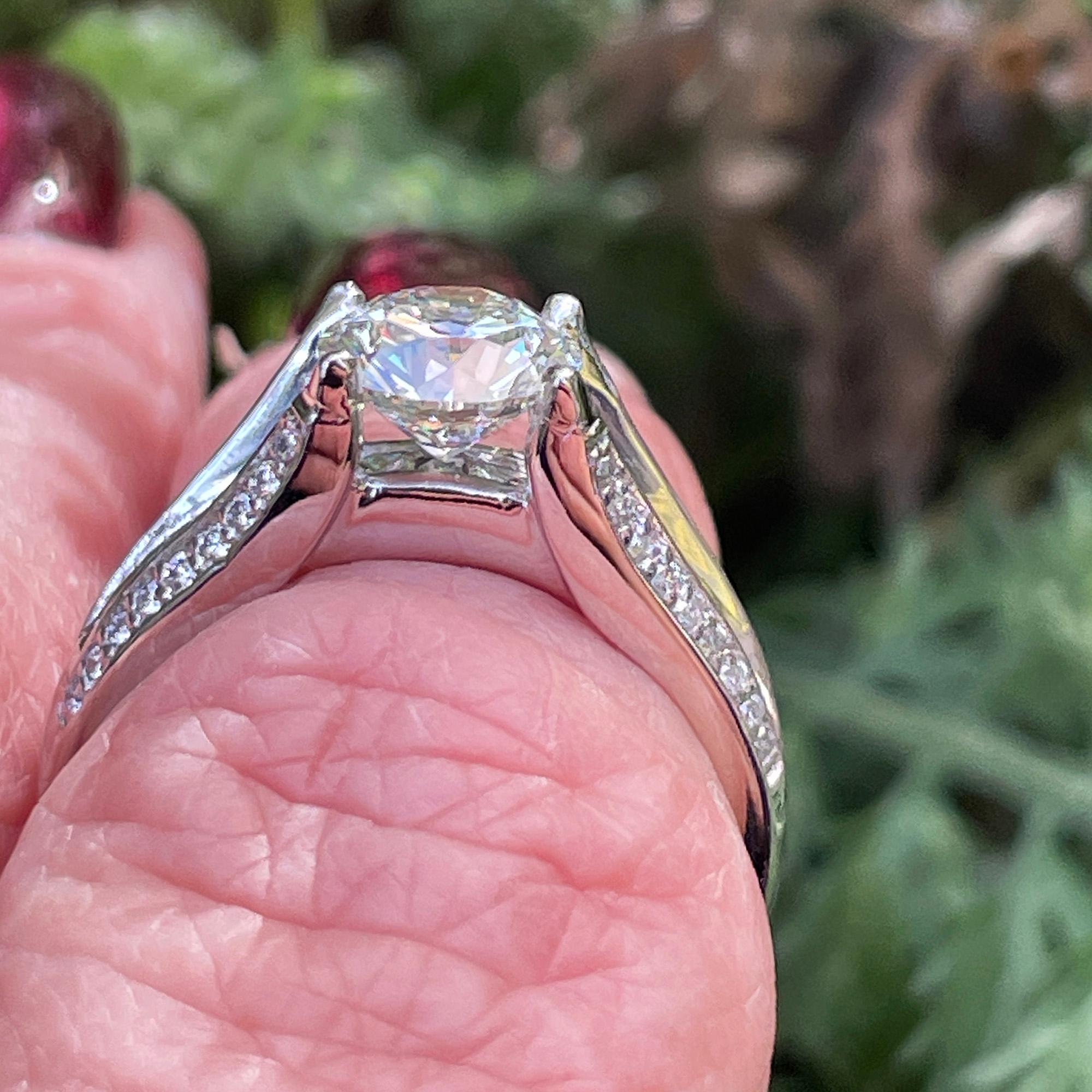 GIA 2.85ctw H SI1 Round Cut Diamond Engagement Wedding Platinum Estate Ring For Sale 10