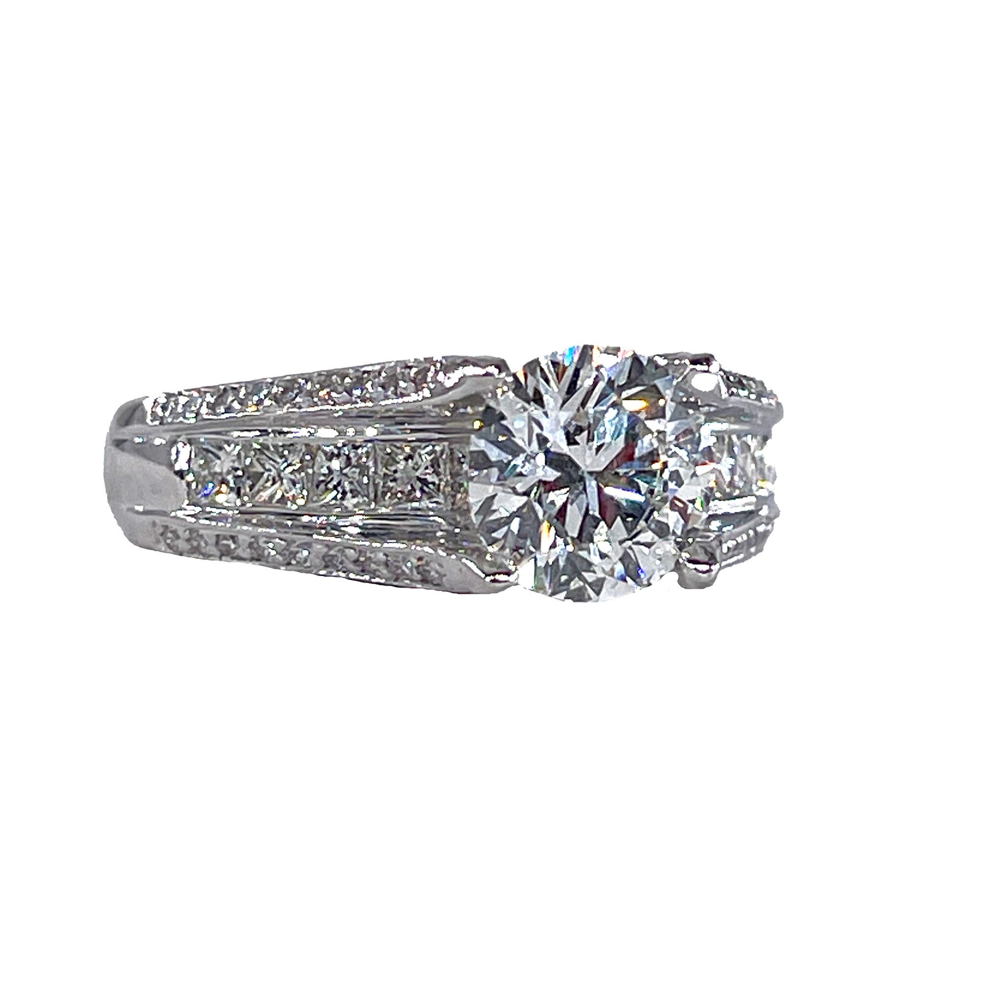 GIA 2.85ctw H SI1 Round Cut Diamond Engagement Wedding Platinum Estate Ring In Good Condition For Sale In New York, NY