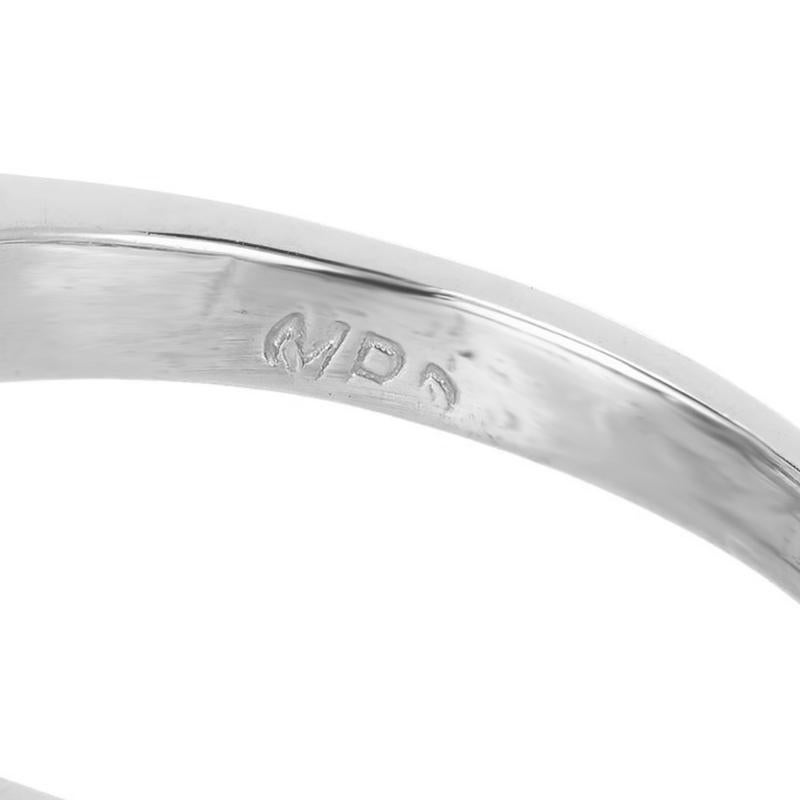 GIA 2.86 Carat Oval Green Sapphire Diamond Platinum Three-Stone Engagement Ring For Sale 1