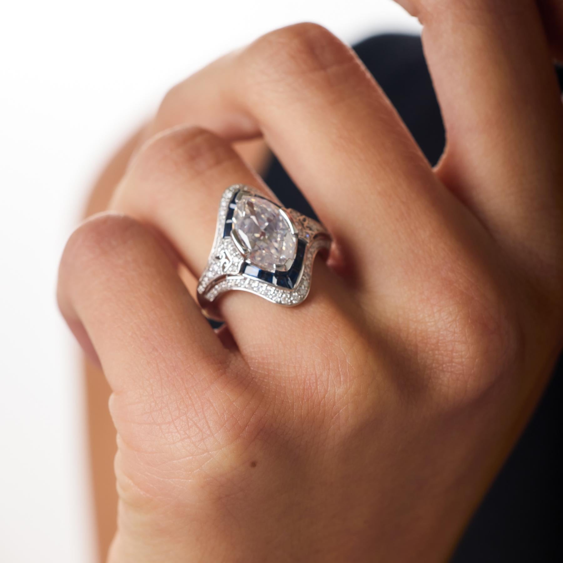 Taille vieille mine GIA Bague de fiançailles en or blanc 18 carats diamant saphir 2,89 carats en vente