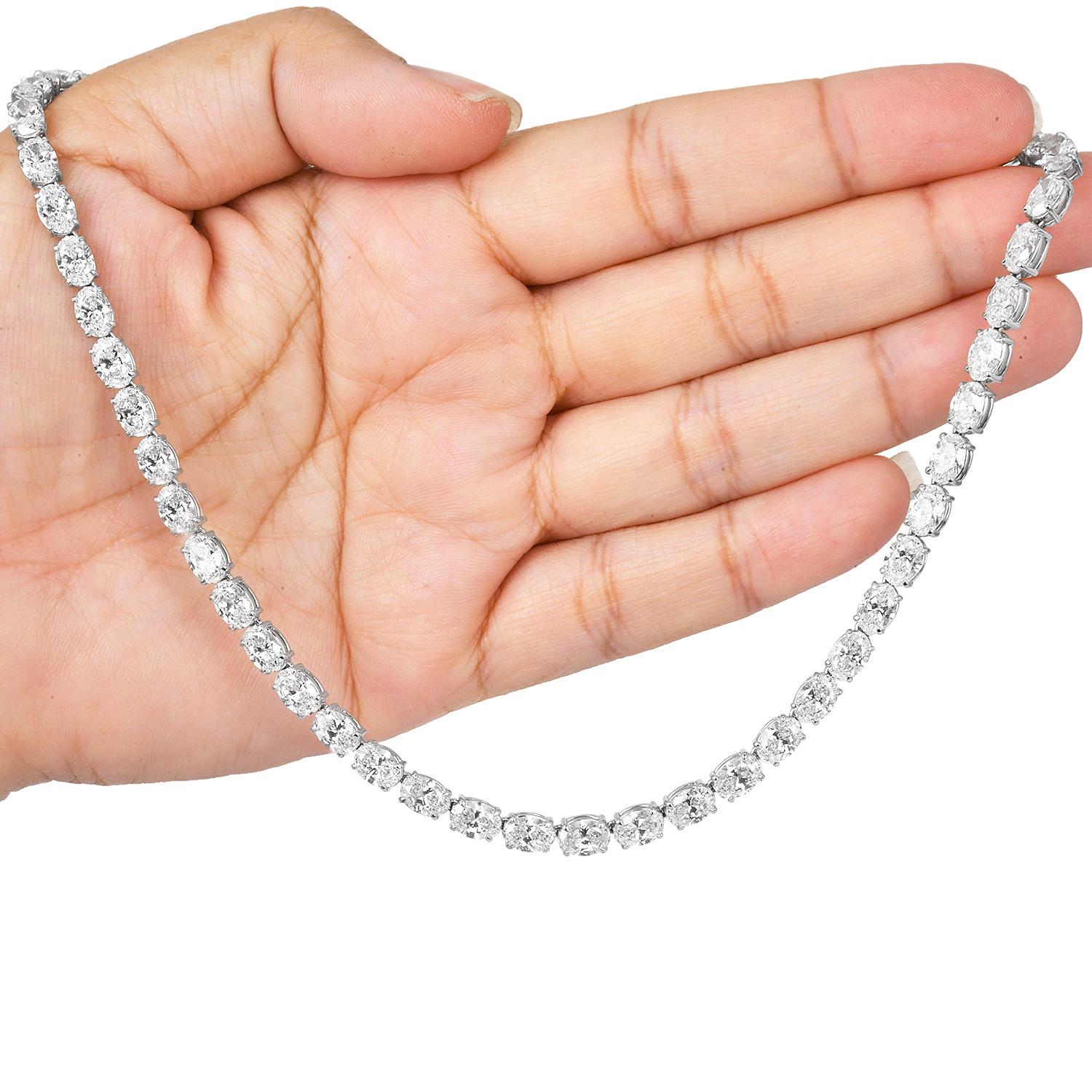 GIA 29.69 carats D-SI Diamond Platinum Oval Brilliant Cut Tennis Necklace For Sale 5