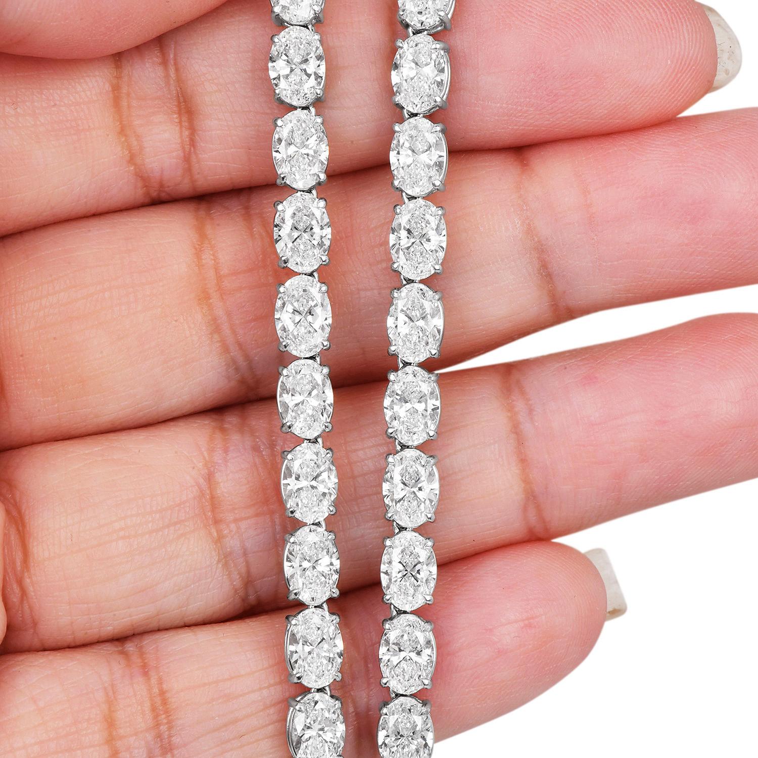 GIA 29.69 carats D-SI Diamond Platinum Oval Brilliant Cut Tennis Necklace For Sale 4