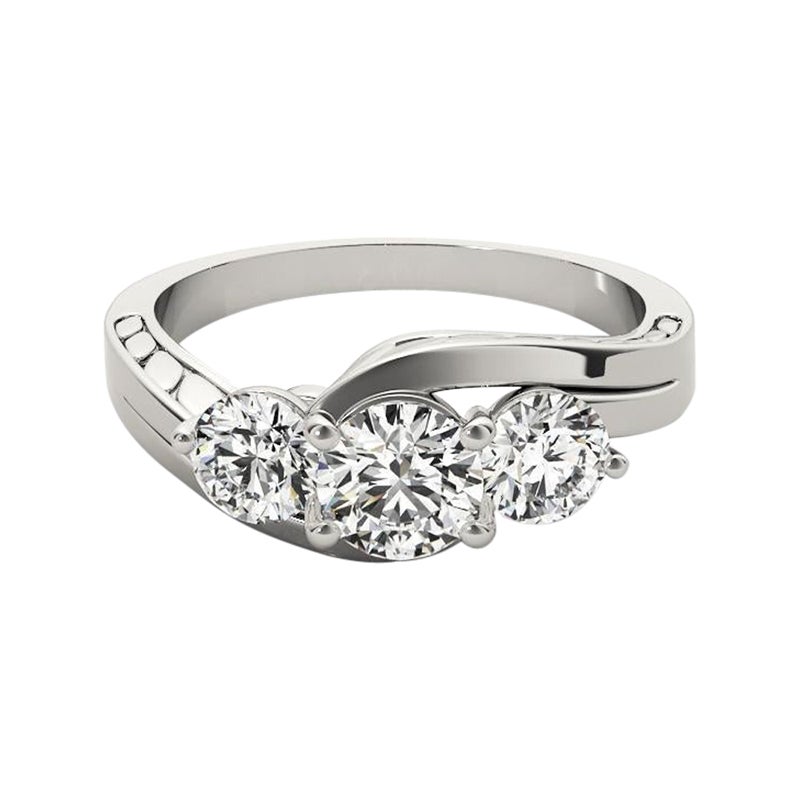 GIA 2ct Round 3-Stone Engraved Curved Shank  Diamantring