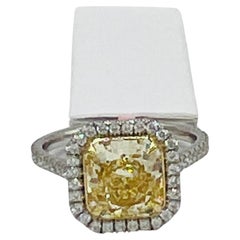 GIA 3 Carat Fancy Yellow Radiant Diamond Ring in Platinum and 18K Yellow Gold