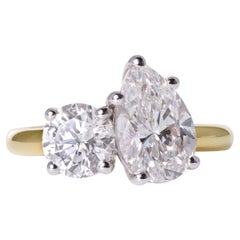 GIA Anillo de compromiso Toi Et Moi de doble diamante redondo y pera de 3 quilates