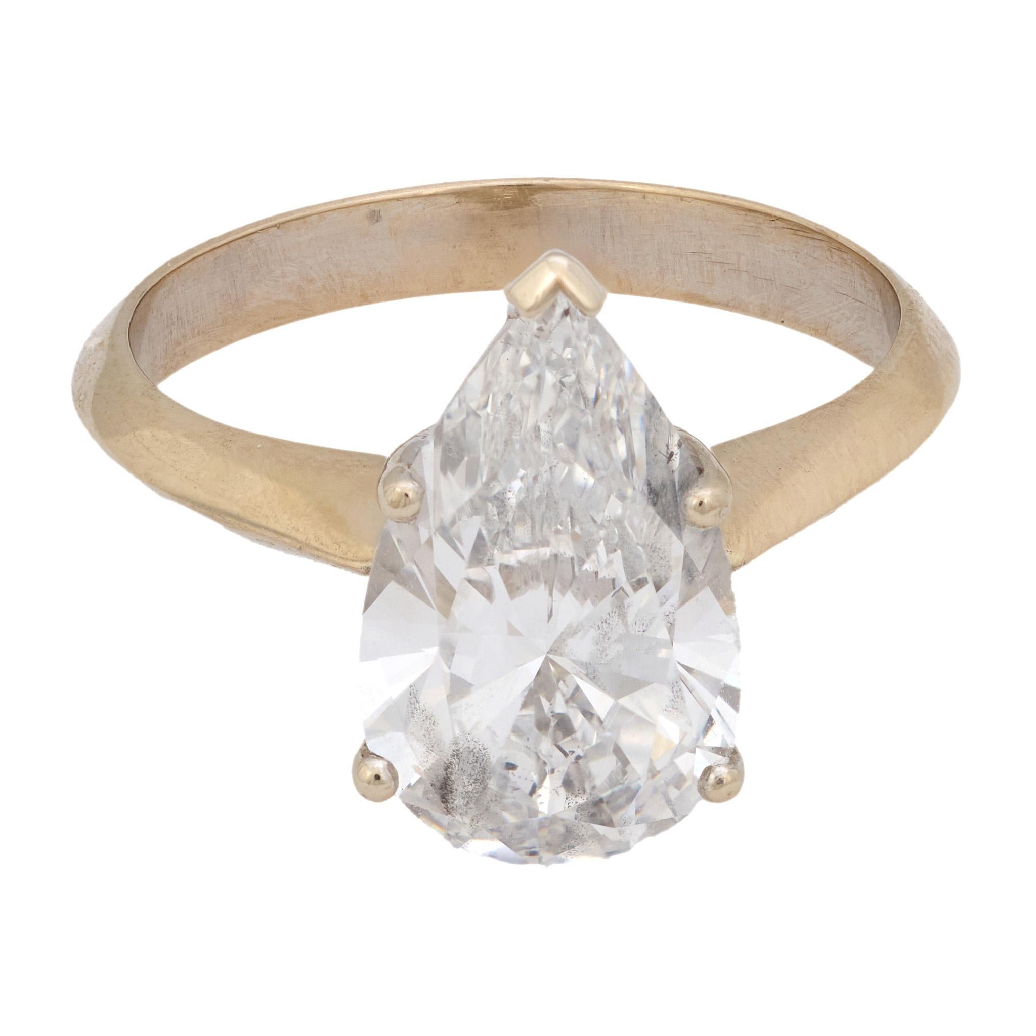 GIA Bague de fiançailles solitaire en or blanc 14k avec diamant poire de 3,00 carats Bon état à Beverly Hills, CA