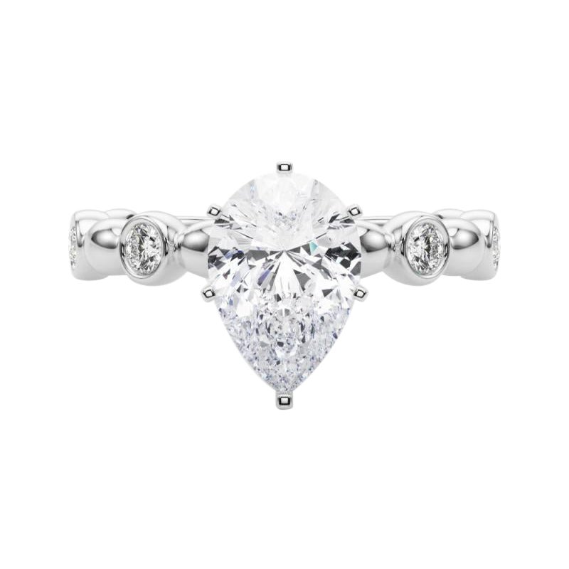 GIA 3.01ct Pear Side Stone Bezel Band Solitaire Diamond Ring en vente