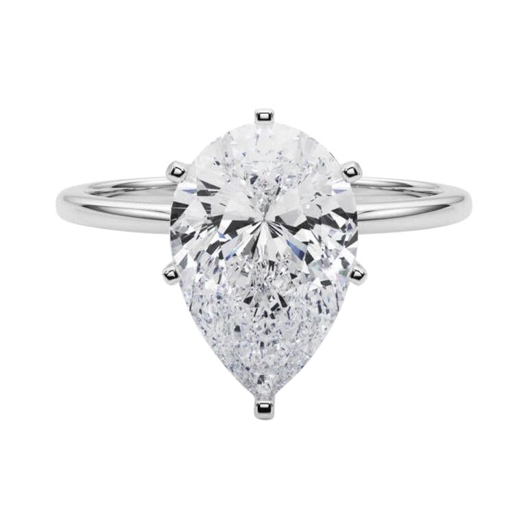 GIA 3.01ct Pear Slim Band Prong Set Solitaire 18K White Gold Diamond Ring en vente