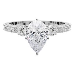 GIA 3,01ct Pera de tres piedras con mango de diamante  Anillo de diamantes