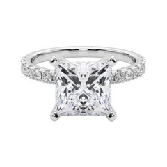 GIA 3.01ct Solitario Princesa con media eternidad Anillo de diamantes de oro blanco de 18 quilates