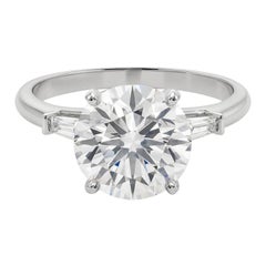 GIA 3.01ct Anillo de diamantes de oro blanco de 18 quilates con tres piedras redondas y baguette cónica