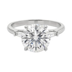GIA 3,01ct Runder Dreistein konisch zulaufender Baguette 18K Weißgold Diamantring