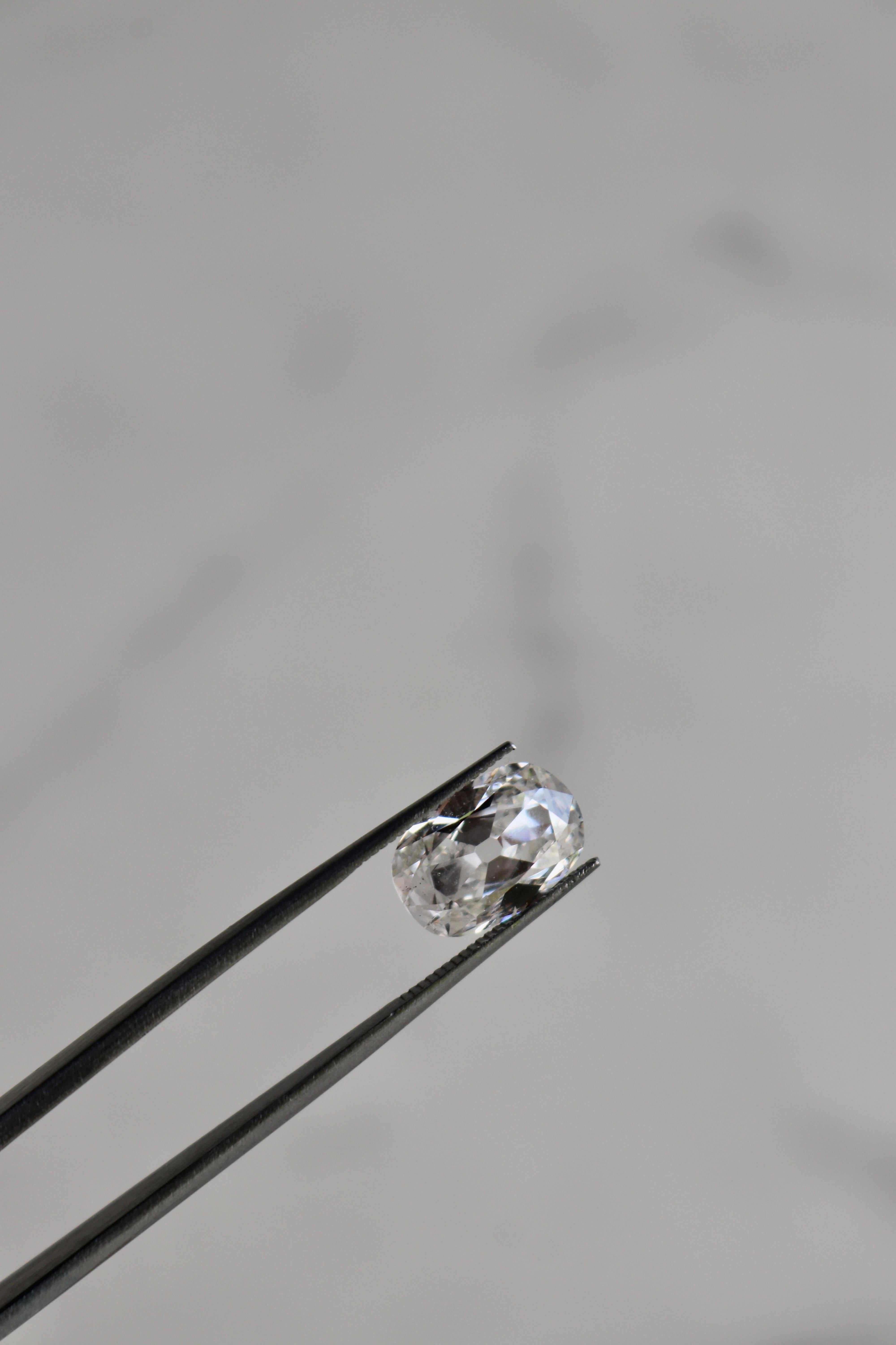 Diamant brut GIA de 3,02 carats taille brillant coussin Unisexe en vente