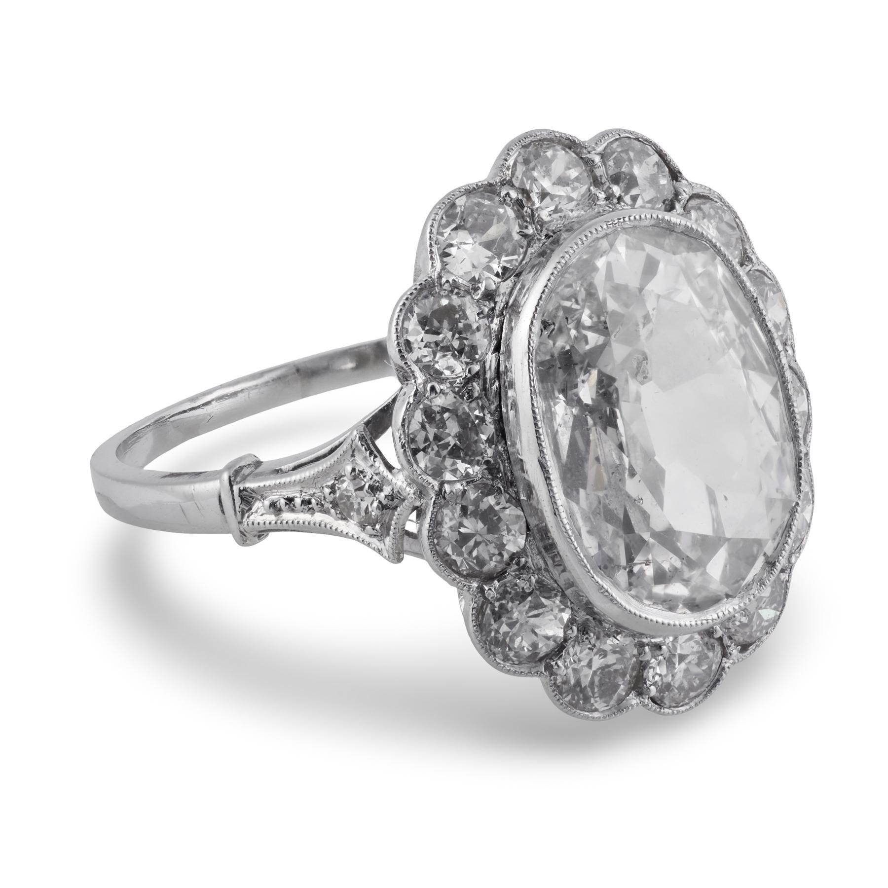 GIA Anello a grappolo in platino con diamante taglio old mine da 3,02 carati In condizioni ottime in vendita a Beverly Hills, CA