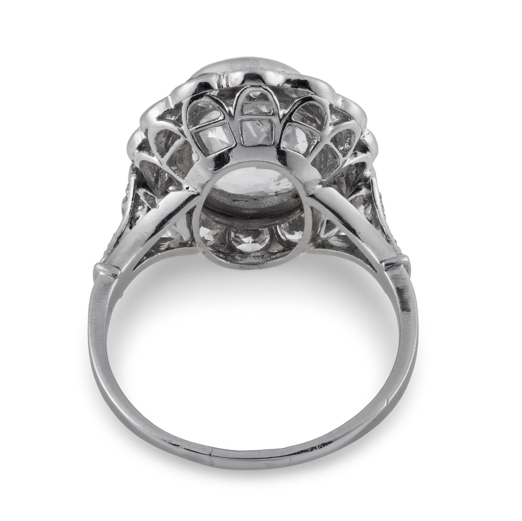 Donna GIA Anello a grappolo in platino con diamante taglio old mine da 3,02 carati in vendita