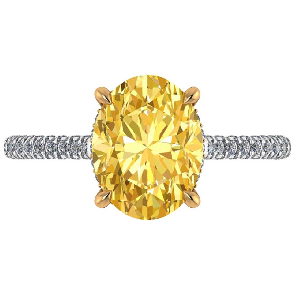 GIA 3,06 Karat ovaler lebhaft gelber Diamant, weiße Diamanten Pave' Gold und Platin