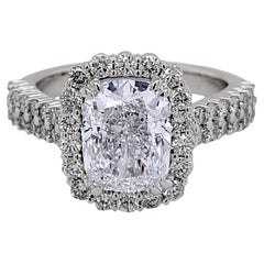 Bague de fiançailles en or 14 carats sertie d'un halo de diamants taille coussin G/VS1 de 3,02 carats certifiés GIA