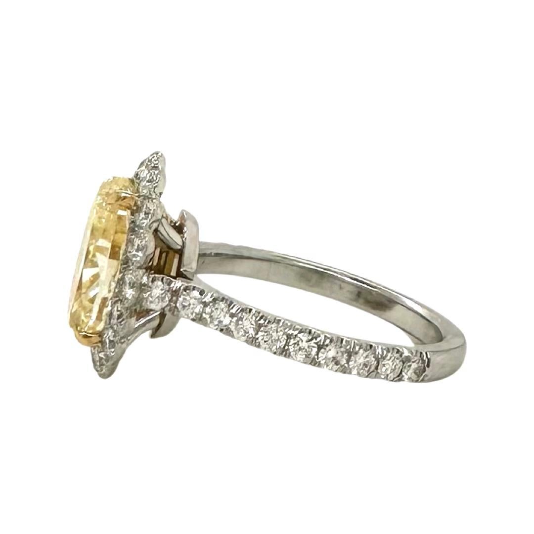 Style: Oval Cut Engagement Ring

Metal: White Gold & Platinum

Metal Purity: 18K & 950

​​​​​​​Stone: Diamonds

Diamond Color: Fancy Yellow

Diamond Clarity: SI1 

Main Stone Carat Weight: 3.02 ct 

​​​​​​​Secondary Stones Carat Weight: 0.62