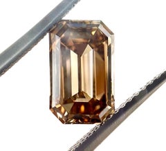GIA Certified - 3.03 carat diamond fancy Dark Orange Brown