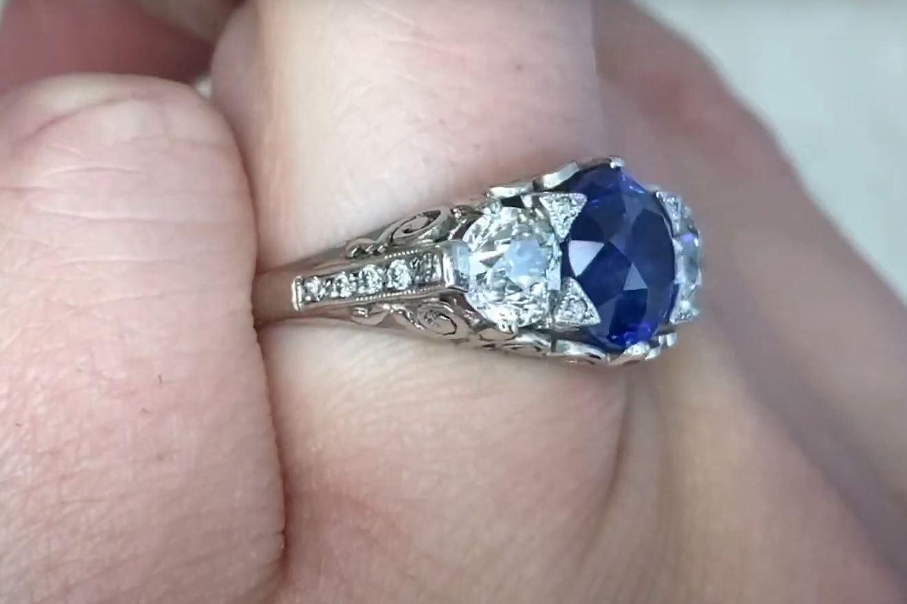 GIA 3.06 Carat Cushion-Cut Sapphire Ring, H Color Diamond, Platinum In Excellent Condition For Sale In New York, NY