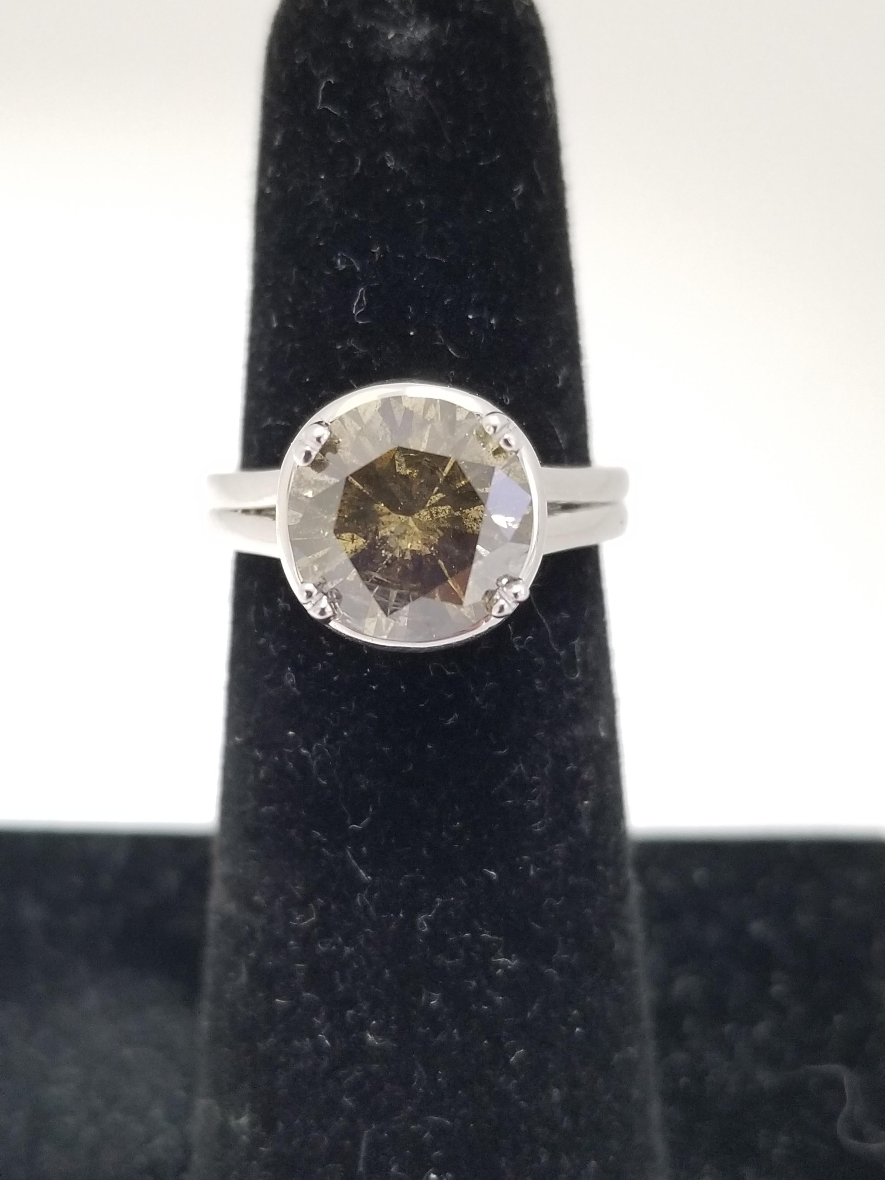 GIA 3.08 Carat Fancy Dark Yellow Natural Round Diamond Ring 14 Karat White Gold For Sale 1