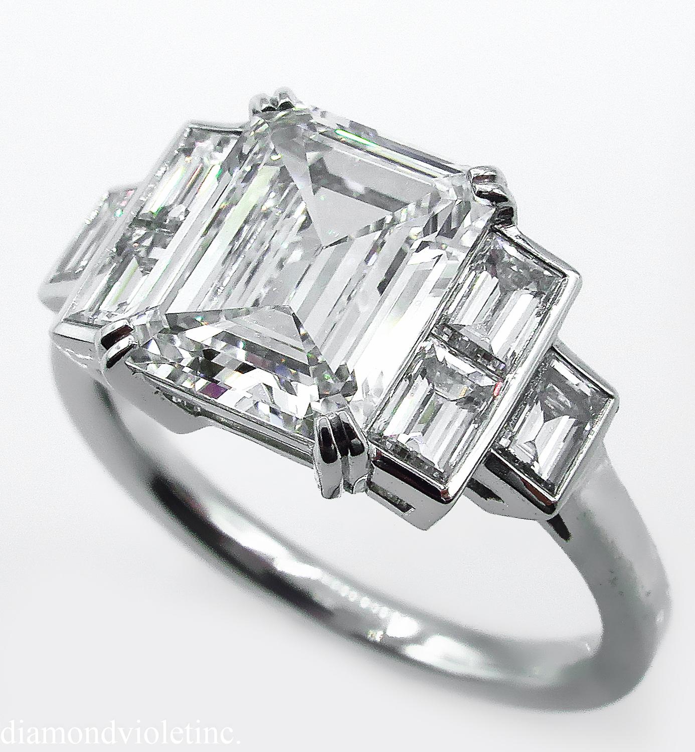 Emerald Cut GIA 3.09 Carat Emerald cut Diamond Engagement Wedding Platinum Ring