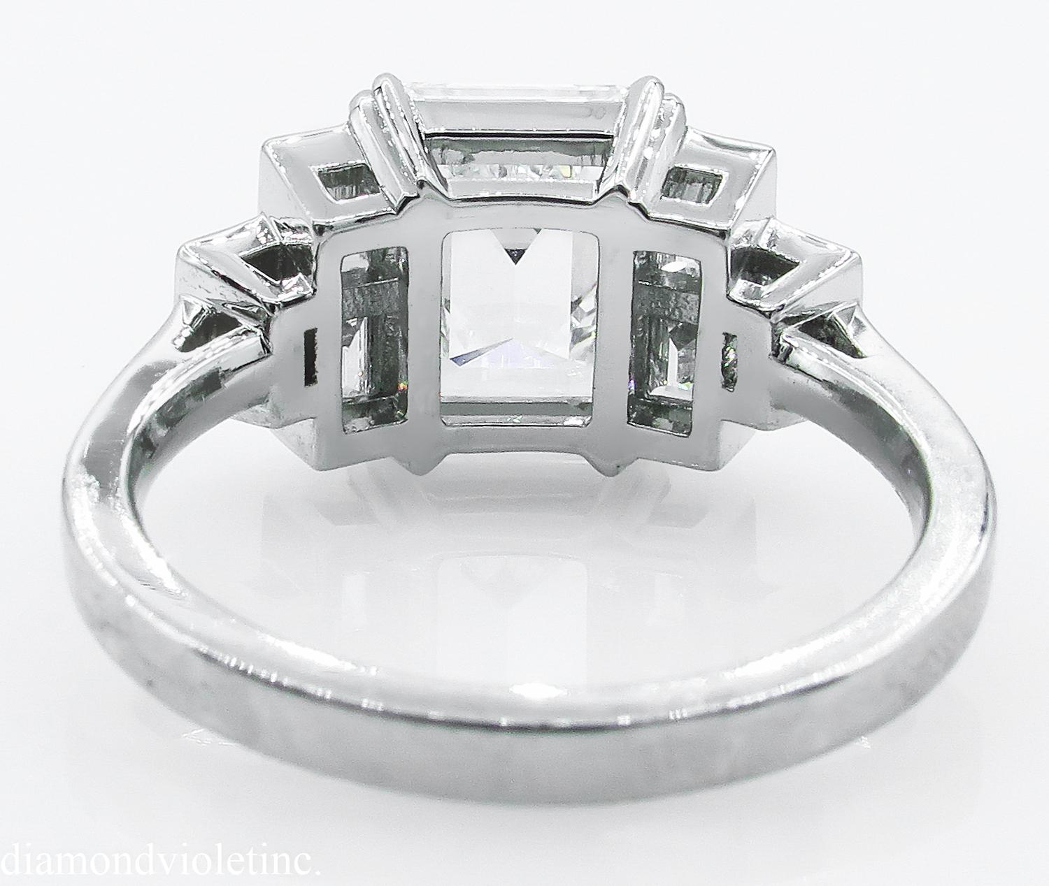 GIA 3.09 Carat Emerald cut Diamond Engagement Wedding Platinum Ring 2