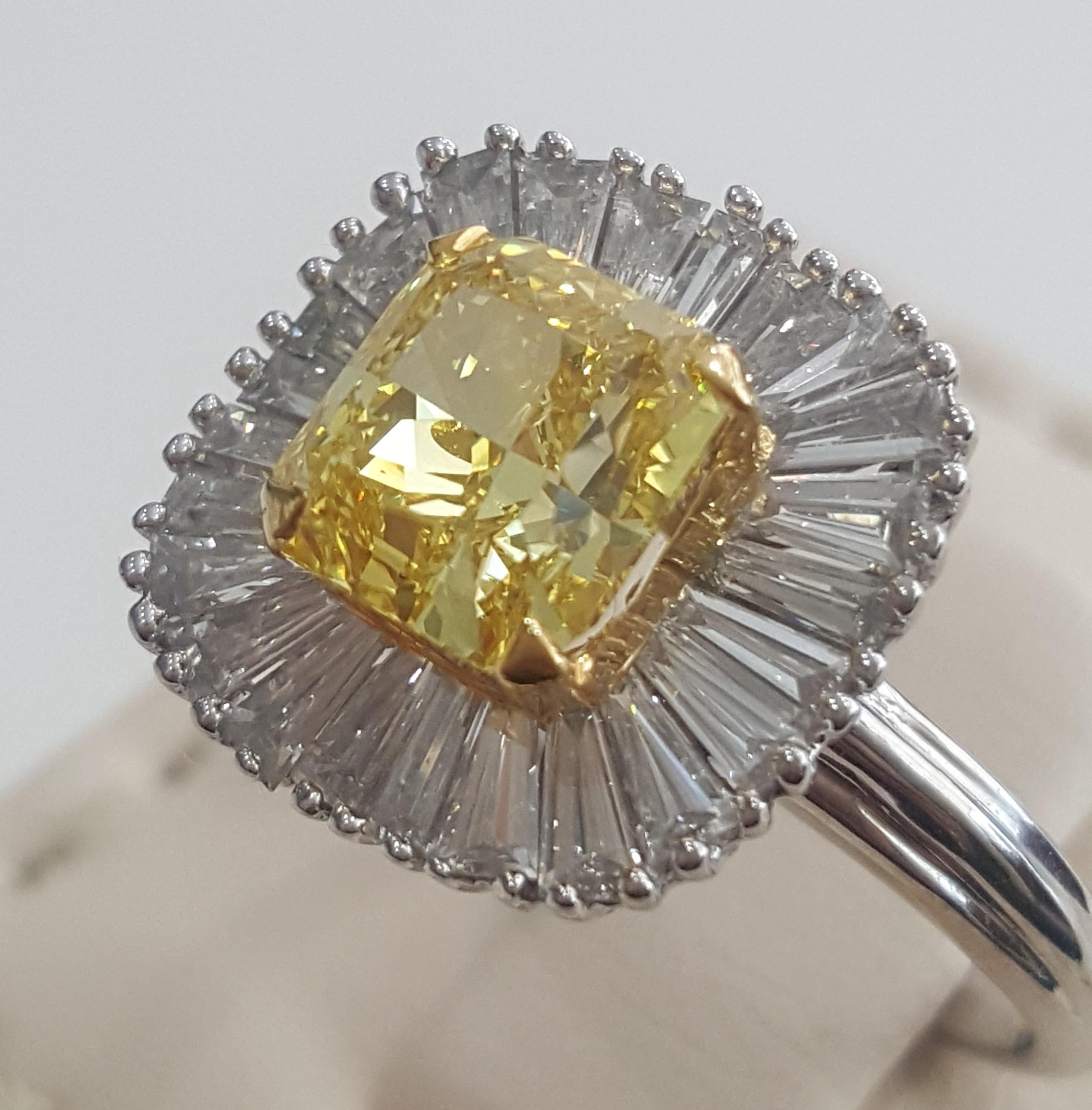 GIA 3.12 Carat Natural Fancy Vivid Yellow Radiant And Baguettes Diamond Ring.  For Sale 2